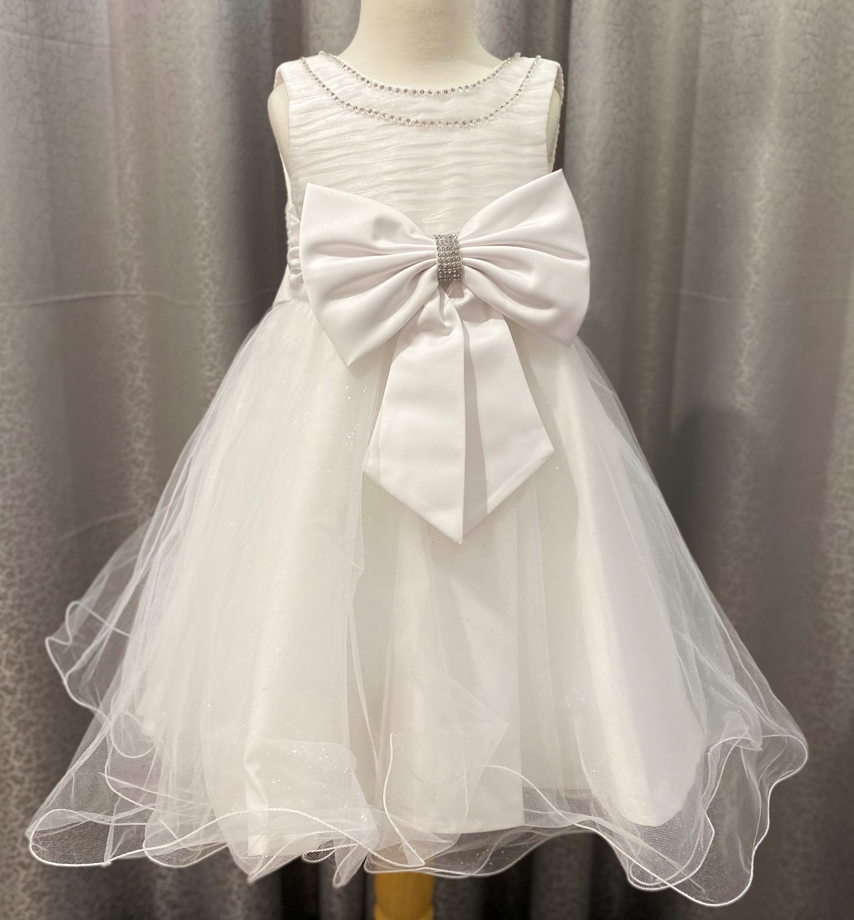 Fleuriona Bow White Dress
